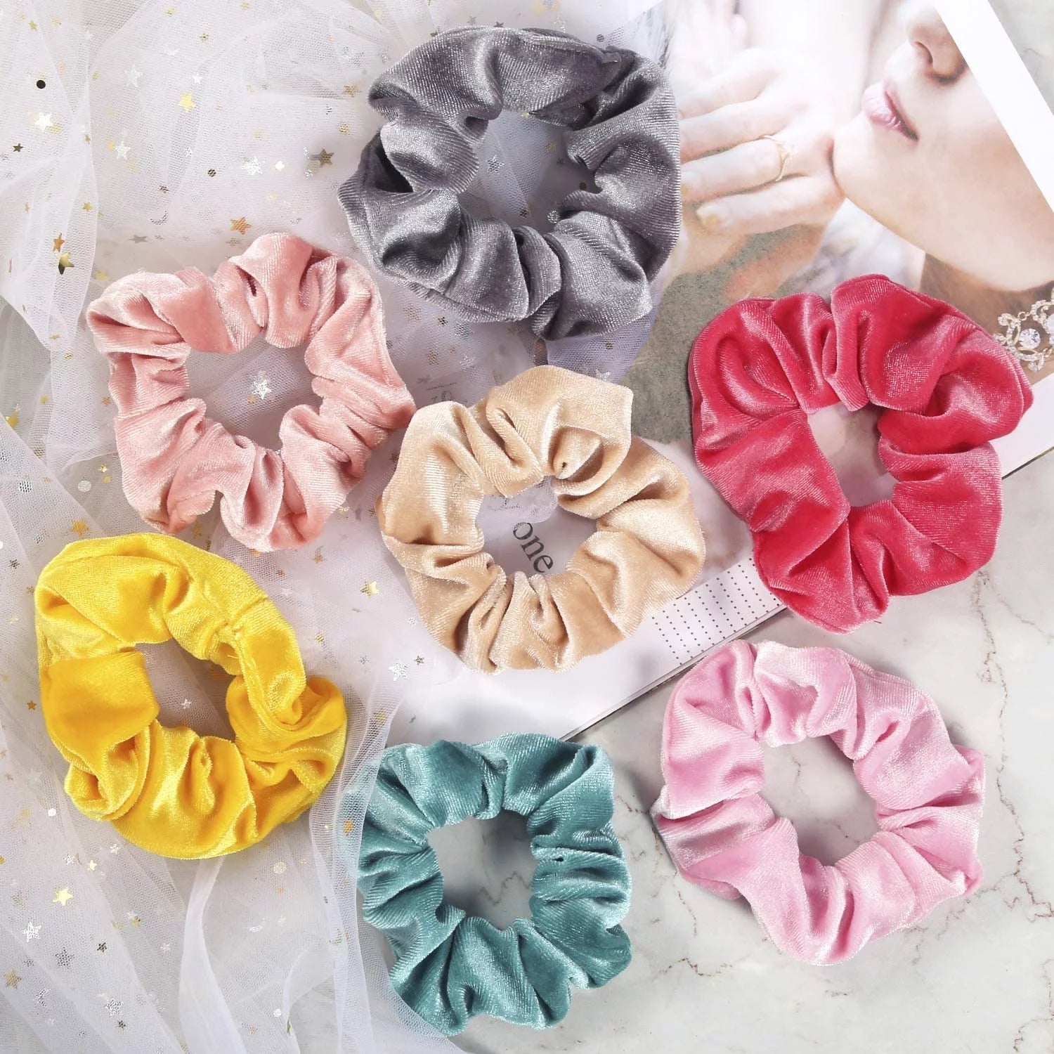 Scrunchies, 20PCS Velvet Scrunchies Hair Scrunchie for Women and Girls, Korean Velvet Scrunchy for Ponytail Holder with a Storage Bag, Black