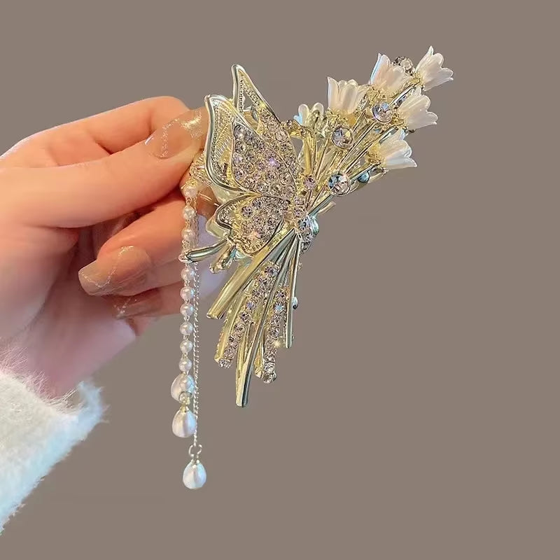 New Pearl Flower Tassel Hair Claw Clip Girl Retro Ponytail Hair Clip Shark Clip Korean Exquisite Women Hair Accessories